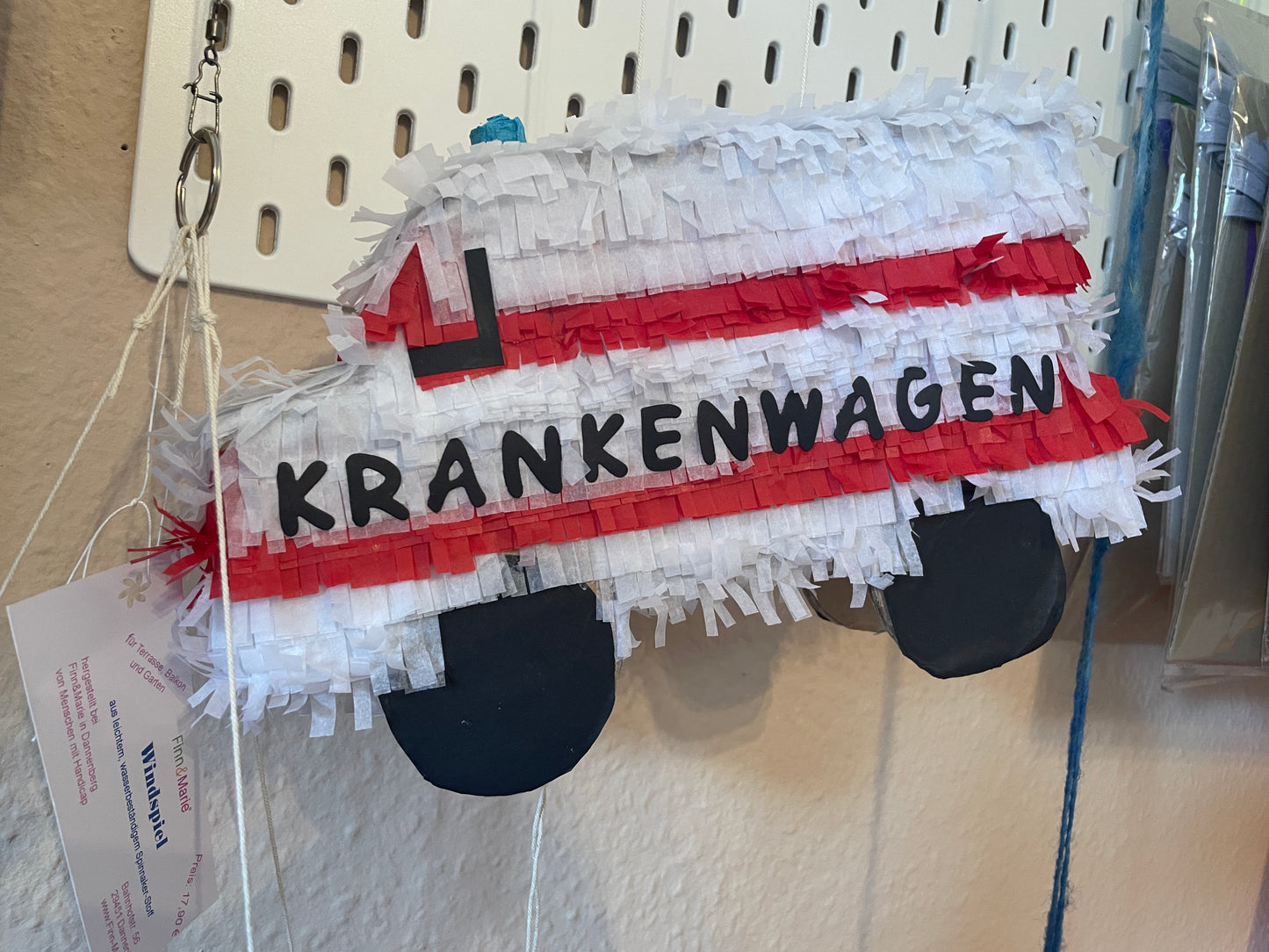 Pinata´s verschiedene Formen und Farben