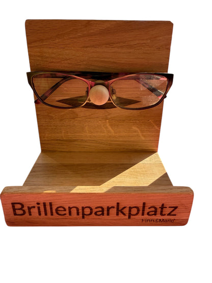 Brillenparkplatz aus Holz
